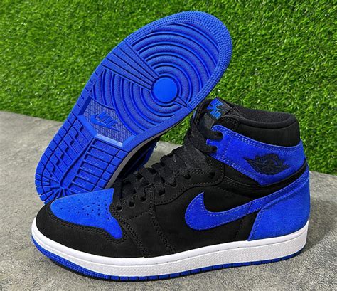 Air Jordan 1 .